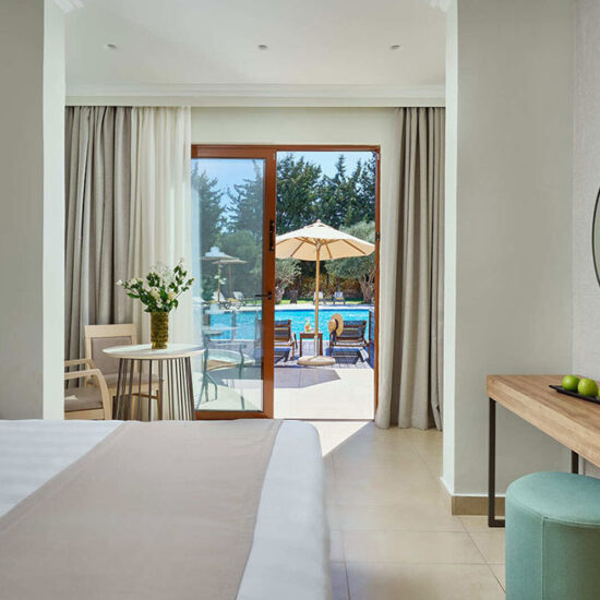 suite-sharing-jacuzzi- Lindos Imperial Resort & Spa