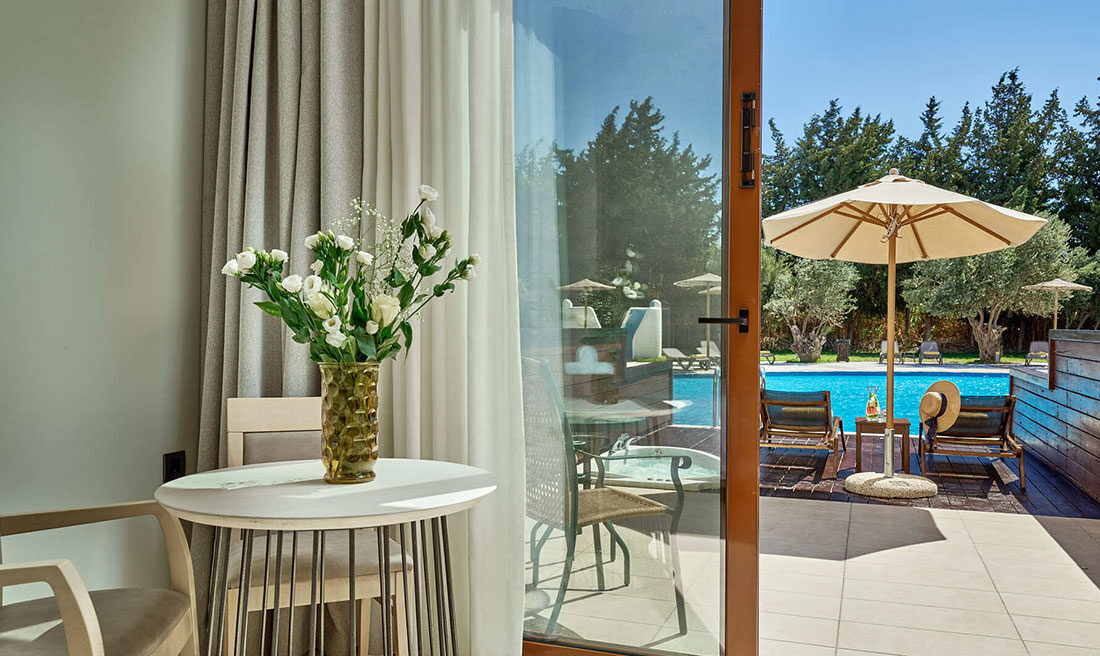 suite-sharing-jacuzzi- Lindos Imperial Resort & Spa