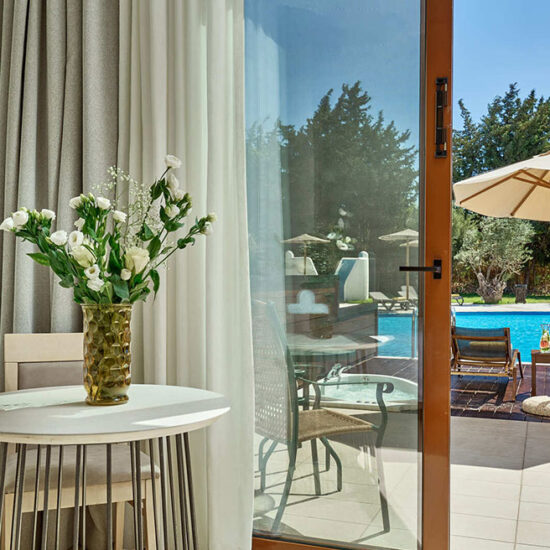 suite-sharing-jacuzzi- Lindos Imperial Resort & Spa