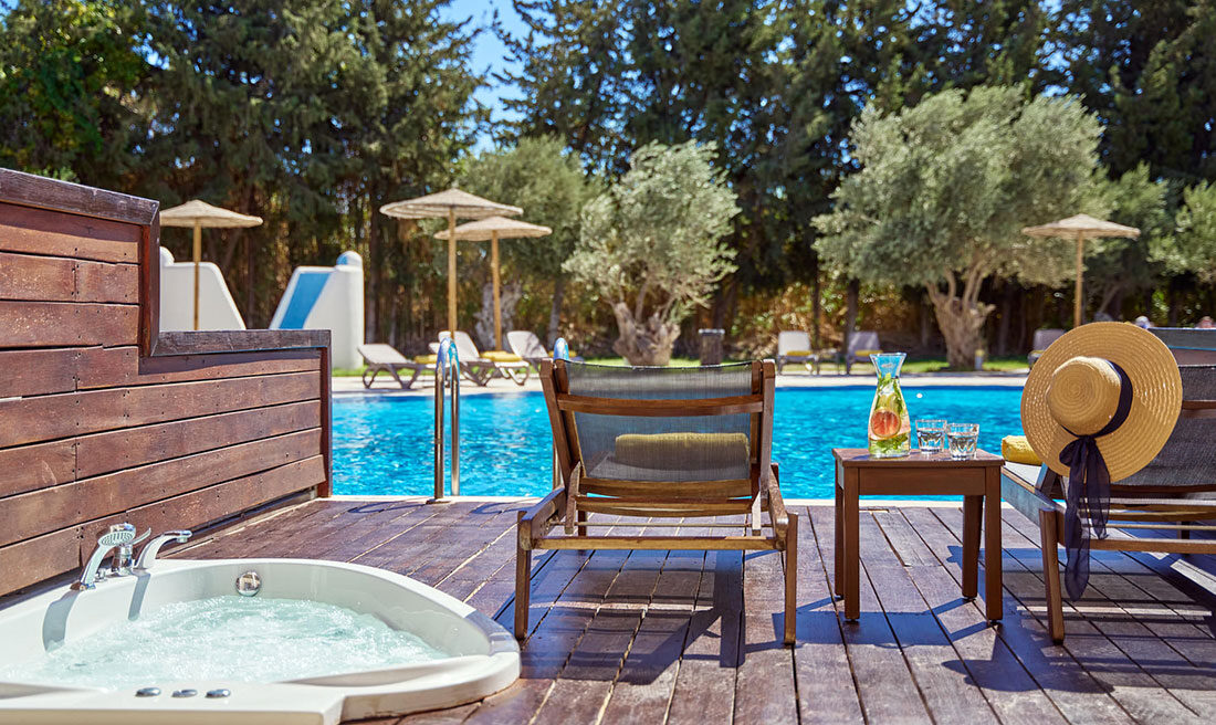 suite-sharing-jacuzzi- Lindos Imperial Resort & Spa