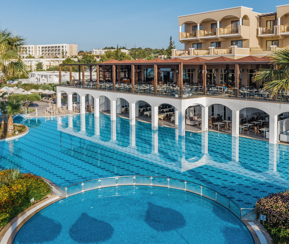 -pool-bar Lindos Imperial Resort & Spa