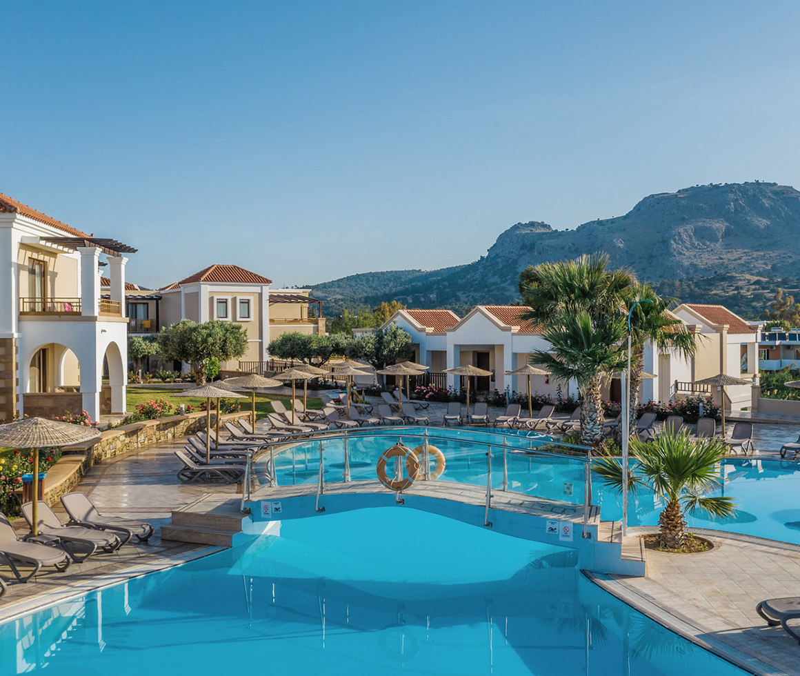 -pool-bar Lindos Imperial Resort & Spa